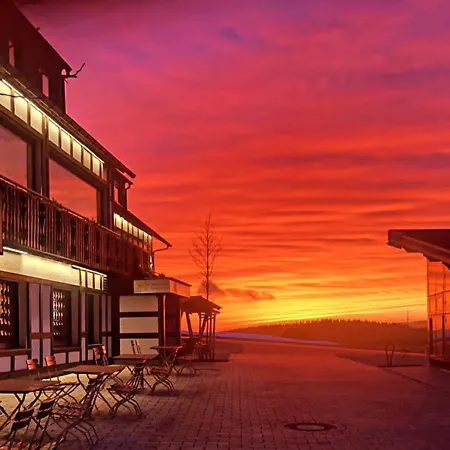 Der Schöne Asten - 3*