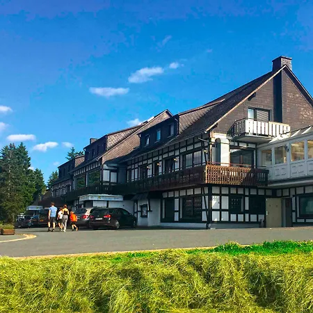 Der Schoene Asten - 3*