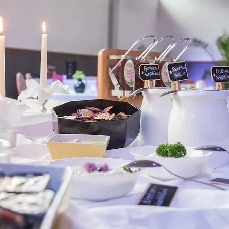 Der Schoene Asten - 3*