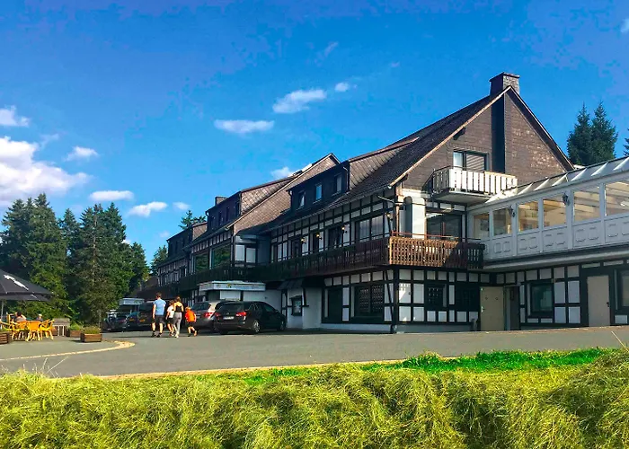 Der Schoene Asten - 3*