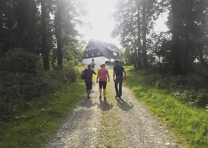 Der Schoene Asten - ホテル 3*